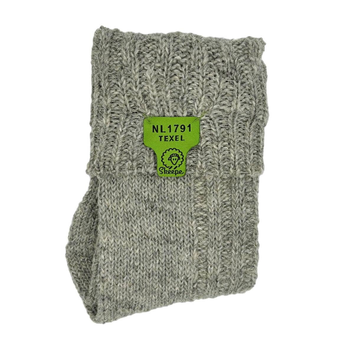 thick woollen socks for cold feet