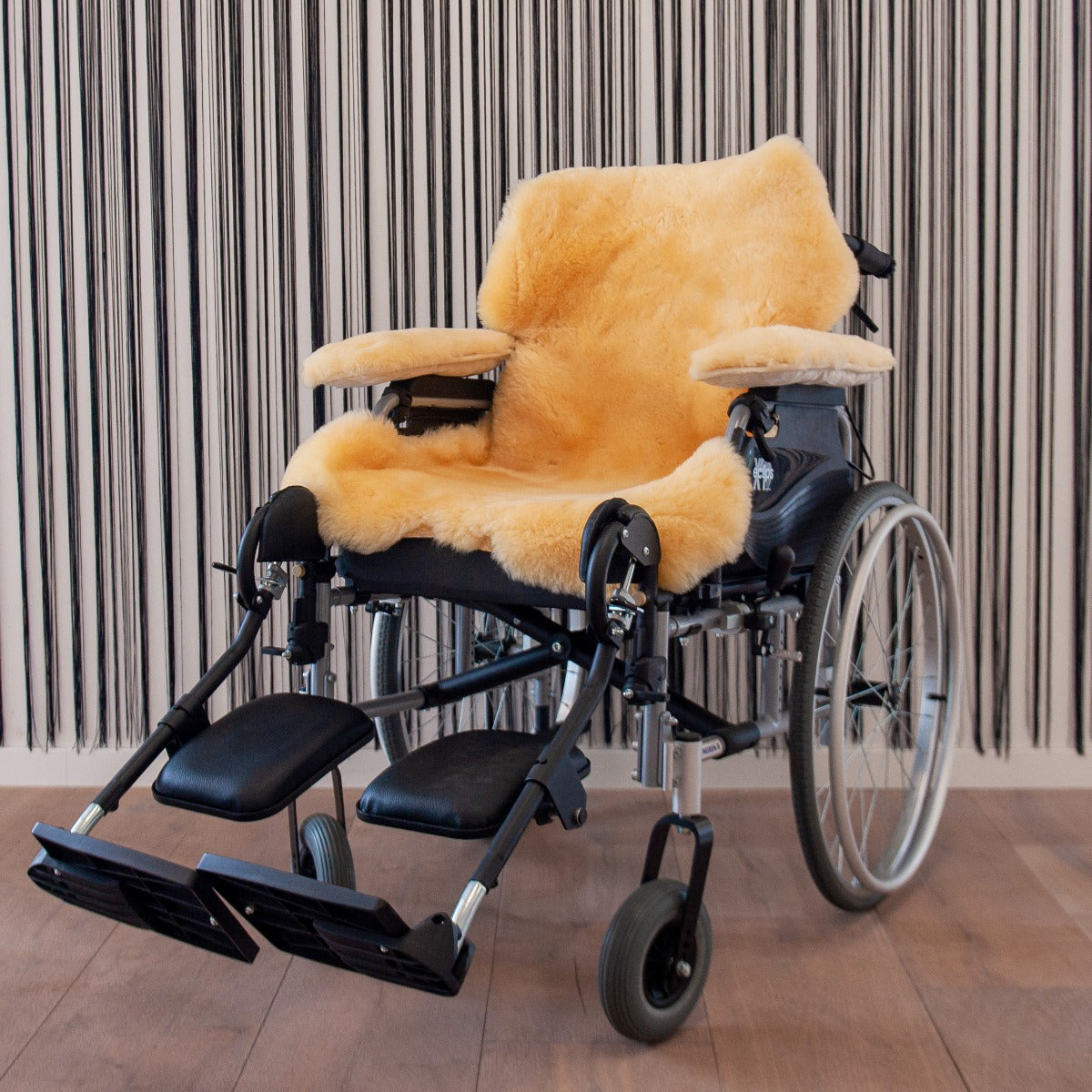 Texelse lamsvacht medisch rolstoel kussen en armsteun set