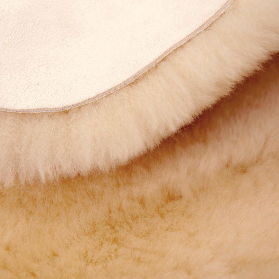 Zeer grote medicinale schapenvacht texel