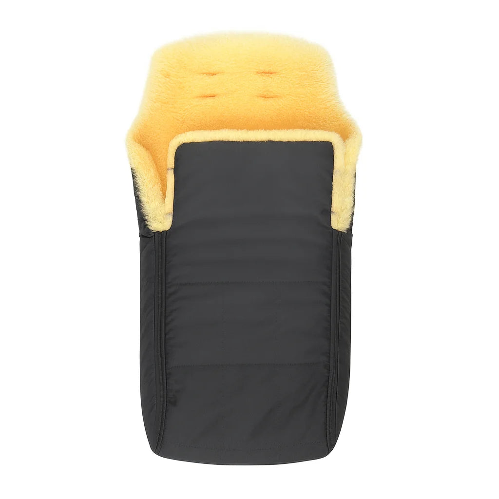 Schapenvacht voetenzak baby