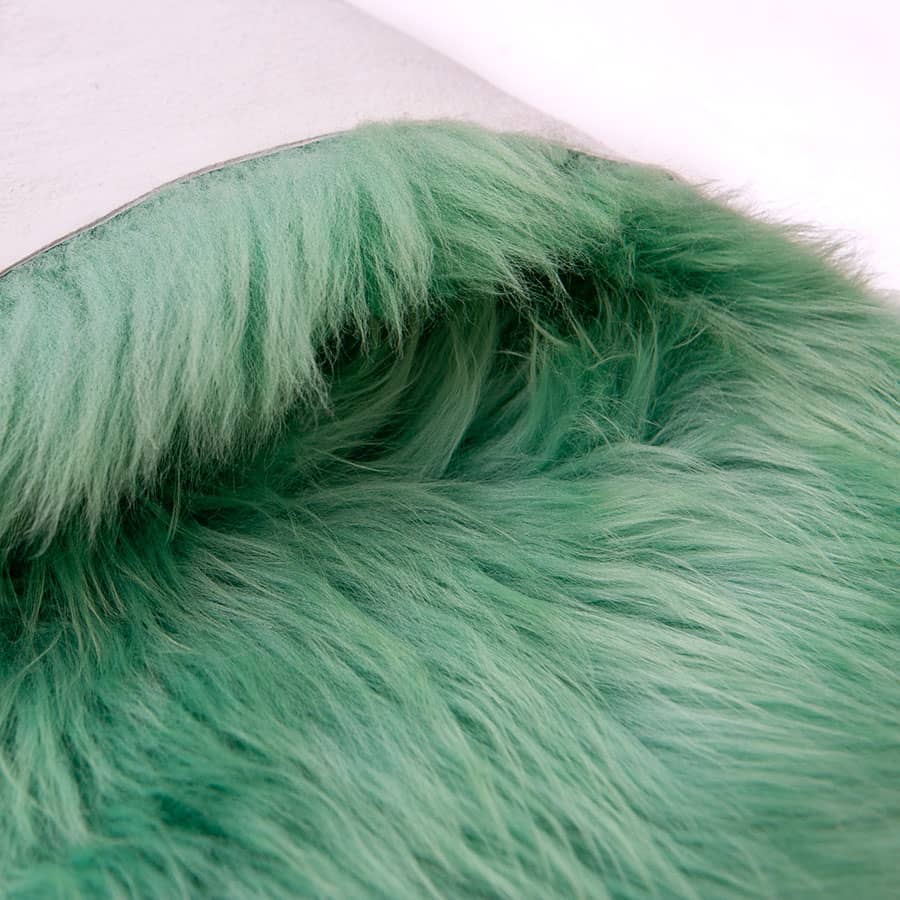 Schapenvacht in mint groen, echt leder