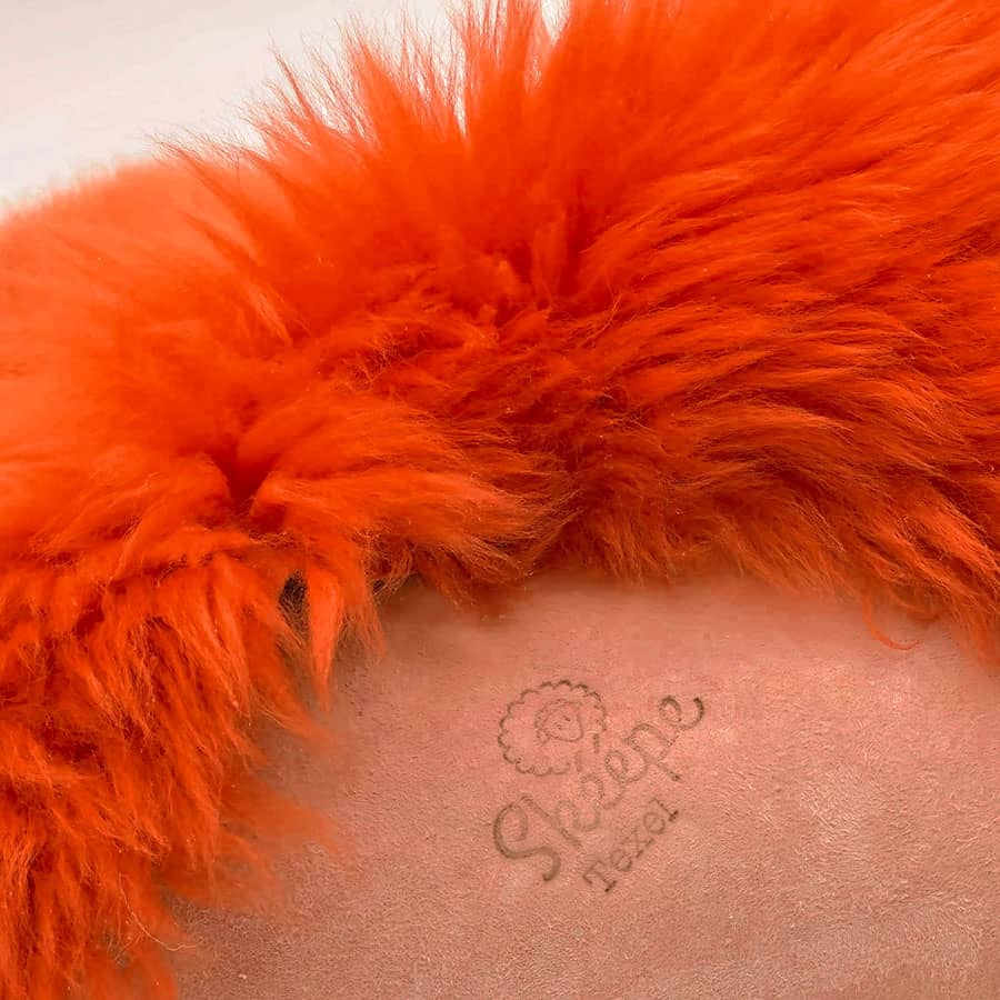 Schapenvacht texel donker oranje