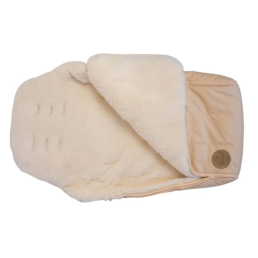 Lamsvacht voetenzak voor baby en kind