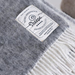 grijze wollen deken Texel