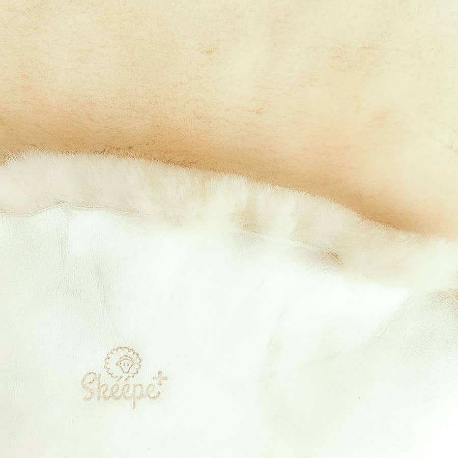 Skeepe schapenvacht medicinaal en wasbaar op hoge temperatuur