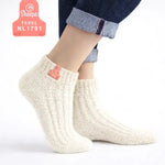 Weiße Wollsocken – Sneakersocken – Rosa Label